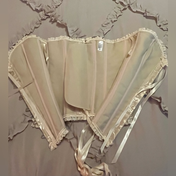 Source Unknown/Women’s NWOT Gold and Cream Lace-Up Corset Size S - Picture 7 of 8